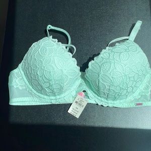NWT Victoria's Secret PINK Bra 36B